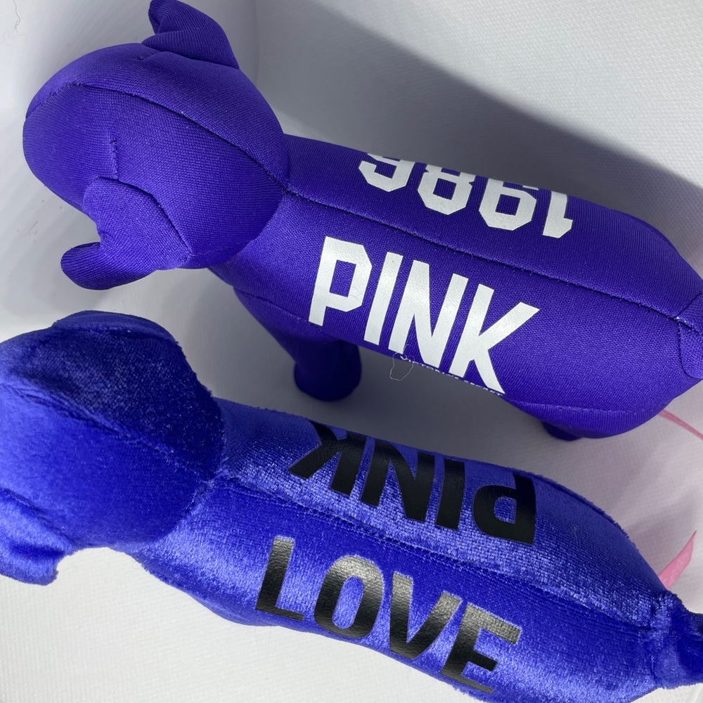 Victoria’s Secret pink dogs